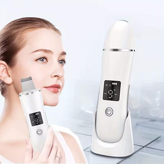 Skin Scrubber med fod til opladning via USB, Hvid